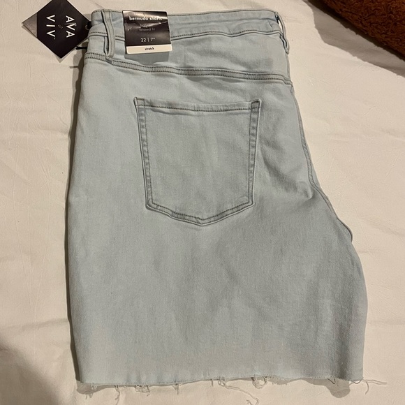 AVA & VIV Bermuda Stretch Jean Shorts High Rise Relaxed Fit Size 22 7” - Picture 2 of 5